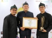 Bupati Bandung Raih Penghargaan, Sebagai Kepala Daerah Peduli Penyiaran dari KPID Jawa Barat