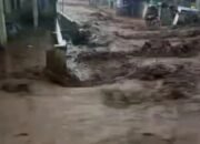 Air Bah Datang Tanpa Isyarat, Cisurupan Kaler Dilanda Banjir Bandang Mendadak
