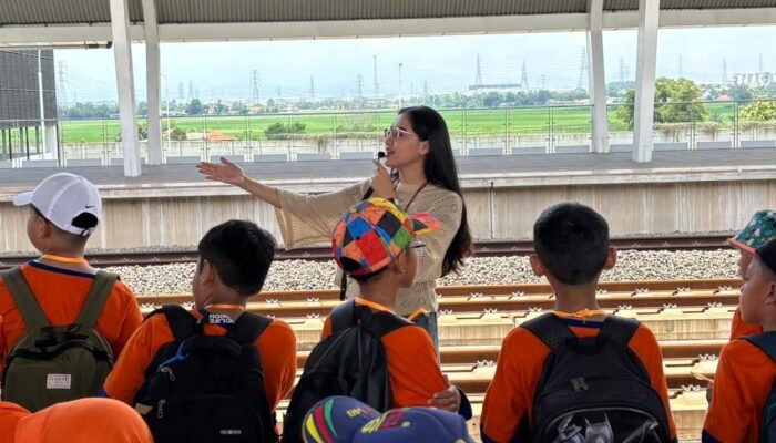 Jelang Musim Libur Sekolah,  KCIC Beri Diskon Hingga 50% untuk Siswa Sekola