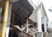 Rumah Dua Lantai di Cibiuk Garut Ambruk Dihantam Hujan Deras, Dua Warga Luka-Luka