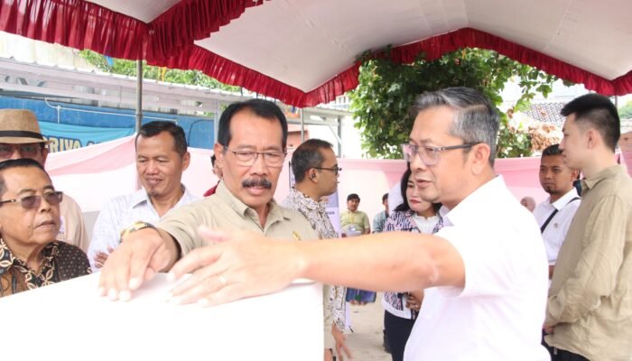 Komisi I DPRD Jabar Pantau Pilkades Elektronik di Indramayu: Lancar, Kondusif, dan Efisien