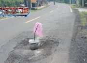 Jelang Nataru, Jalan Raya Pandeglang–Labuan Rusak Parah: Banyak Lubang, Penerangan Minim, Warga Keluhkan Bahaya