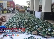 Ribuan Botol Miras Dimusnahkan Pemkot Tasikmalaya, Tegaskan Komitmen Penegakan Perda