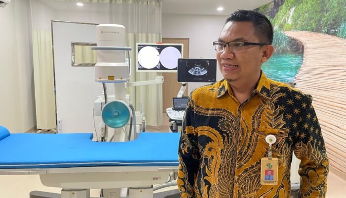 Grand Launching ESWL di RS Hermina Arcamanik: Solusi Modern Tanpa Operasi untuk Batu Saluran Kemih