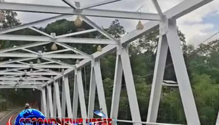 Jembatan Putih Cibatu–Leuwigoong Jadi Ikon Baru, Warga Ramai Jadikan Spot Foto
