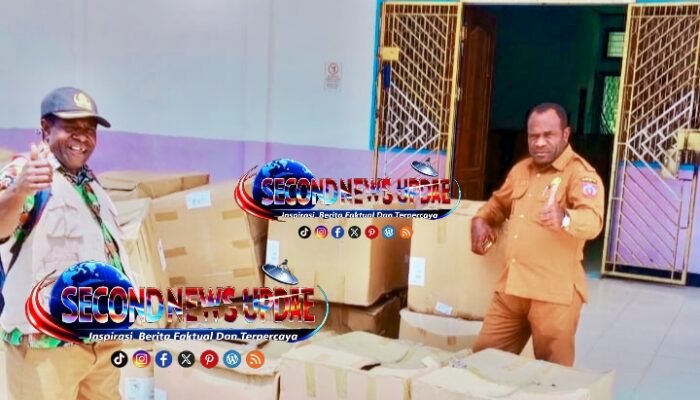 Transformasi Digital Pendidikan: Dispendik Paniai Distribusikan Puluhan Smart TV ke Sekolah Dasar