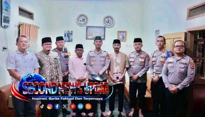 Perkuat Sinergitas, Kapolres Garut AKBP Yugi Bayu Hendarto Sowan ke Ponpes Al Ulfah Malangbong