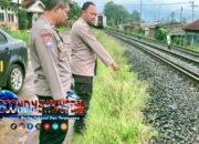 Warga Tertemper Kereta Commuter Line di Jalur Rel Cibatu Garut