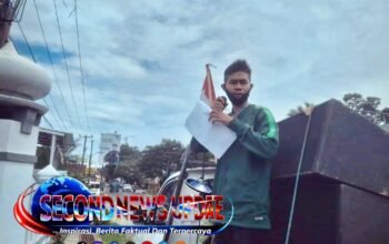 Ikatan Rakyat Reformasi (IKRAR) Kabupaten Pandeglang menggelar aksi unjuk rasa, mendesak pemerintah daerah melakukan evaluasi menyeluruh terhadap operasional Mobil Siaga Desa, Rabu (28/1/2026).