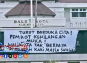 Spanduk Kritik Wali Kota Terpasang di Balekota, DPRD Tasikmalaya Minta Aspirasi Rakyat Dihadapi Langsung