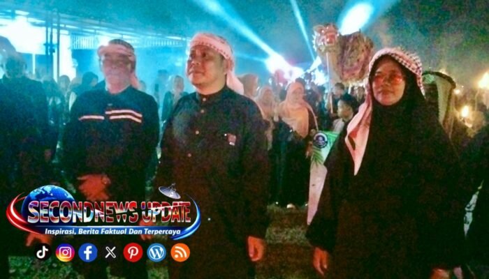 Semarak Tarhib Ramadhan 1447 H, Ribuan Warga Babakan Asem Ikuti Pawai 1000 Obor Keliling Desa