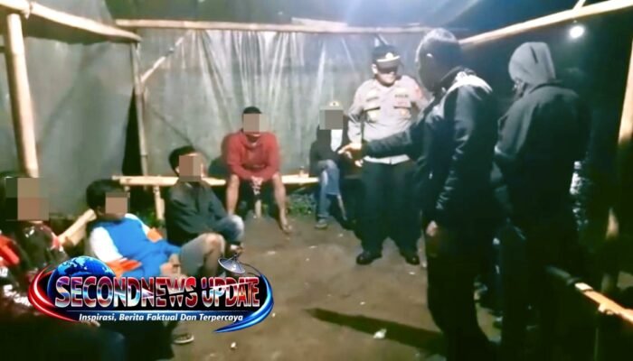 Polsek Wanaraja Gerebek Judi Adu Muncang di Wanajaya, Delapan Orang Diamankan