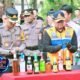 Jelang Operasi Ketupat Lodaya 2026, Polres Garut Musnahkan 1.852 Botol Miras dan 704 Knalpot Brong