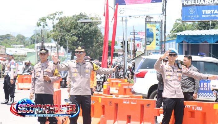 Kapolres Garut AKBP Yugi Bayu Hendarto Cek Jalur, Pastikan Arus Lalu Lintas Lancar