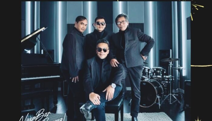 Band d’Flash Guncang Bandung, Usung Musik Legendaris Koes Plus, Cafe Penuh hingga Pengunjung Joget Massal