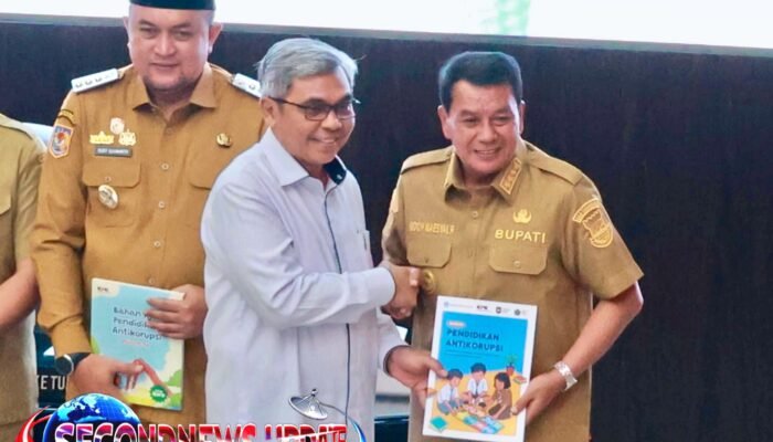 Bupati Tangerang Hadiri Peluncuran Buku Pendidikan Anti Korupsi, Tegaskan Pentingnya Tanamkan Kejujuran Sejak Dini