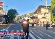 Polisi Siaga di Jalur Utama Garut, Polsek Leles Atur Lalu Lintas demi Cegah Kemacetan dan Kecelakaan