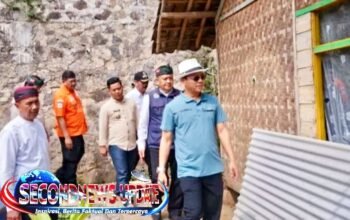 Tinjau Korban Puting Beliung di Cimenyan, KDS Pastikan Groundbreaking RSUD Bedas Dimulai Pekan Depan
