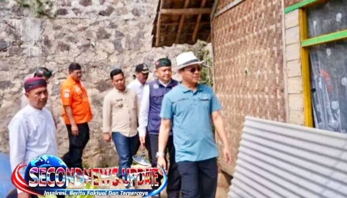 Tinjau Korban Puting Beliung di Cimenyan, KDS Pastikan Groundbreaking RSUD Bedas Dimulai Pekan Depan