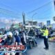 Libur Panjang, Polisi Turun ke Jalan, Arus Lalu Lintas di Kadungora Garut Tetap Lancar pada Jam Sibuk