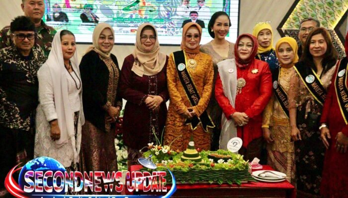 Fashion Show Kebaya Jadi Sarana Edukasi Nilai Budaya bagi Perempuan Garut