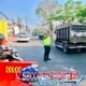 Polisi Sigap Atur Lalu Lintas di Kadungora Garut, Kemacetan Jam Sibuk Berhasil Diurai