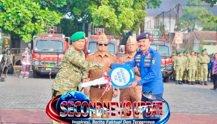 Disdamkarmat Garut Apresiasi Bantuan Mobil Tangki Air dari TNI, Perkuat Respons Cepat Hadapi Ancaman Kebakaran Musim Kemarau