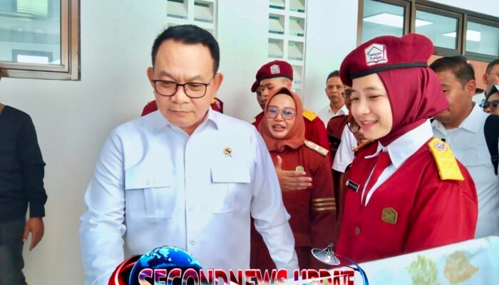 Polresta Bandung Kawal Program Sekolah Rakyat, Pastikan MPLS di Cipetir Berjalan Aman dan Kondusif