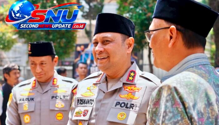Kapolda Jabar Turun Langsung Dekati Warga Lewat Jum’at Keliling, Pesan Kamtibmas Menggema di Cimahi