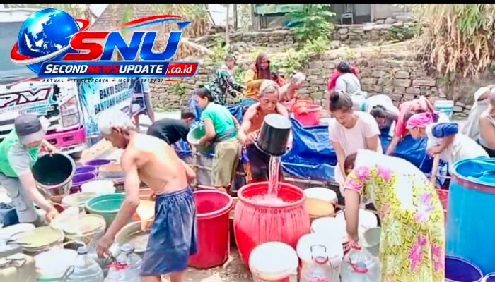 Kemarau Mengering, Babinsa Turun Tangan! Warga Bengle Boyolali Dapat Bantuan Air Bersih dari Relawan Klaten