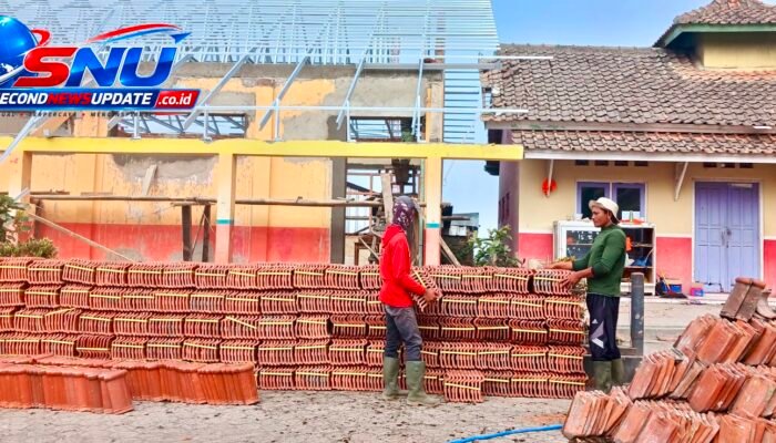 Revitalisasi Sekolah Berjalan, Siswa SDN Argalingga III Rela Belajar di Masjid dan Mushola