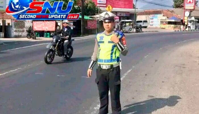 Polsek Limbangan Intensifkan Pengaturan Lalu Lintas, Antisipasi Kemacetan di Jam Sibuk