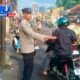 Rawan Pagi Polsek Tarogong Kidul, Polisi Sisir Titik Rawan Macet hingga Bantu Penyeberangan Anak Sekolah